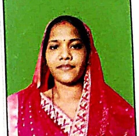 महतारी वंदन योजना की राशि से गीता ने खरीदी सिलाई मशीन, प्रतिमाह कमा रही 3 हजार