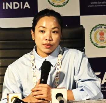 एशियन गेम्स का पदक जीतना मेरा अधूरा सपना – केआईटीजी उद्घाटन पर बोलीं मीराबाई चानू एशियन गेम्स का पदक जीतना मेरा अधूरा सपना – केआईटीजी उद्घाटन पर बोलीं मीराबाई चानू