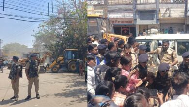 40-50 साल पुराने दुकानों के तोड़े जाने पर गुड़ियारी में भारी विरोध प्रदर्शन