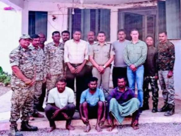 4 वर्ष पुराने अंधे कत्ल की गुत्थी सुलझी, हत्या के तीन आरोपी गिरफ्तार 4 वर्ष पुराने अंधे कत्ल की गुत्थी सुलझी, हत्या के तीन आरोपी गिरफ्तार