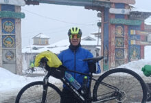 साइकिलिस्ट सुरेश दुआ ने की तवांग की रोमांचक साइकिल यात्रा