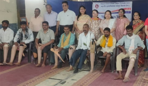 महावीर इंटरनेशनल त्रिशाला ने पूरे किये 351 जयपुर पैरों का वितरण