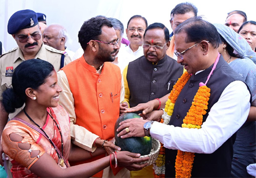 किसानों से किया हर एक वादा पूरा कर रही है हमारी सरकार : मुख्यमंत्री साय