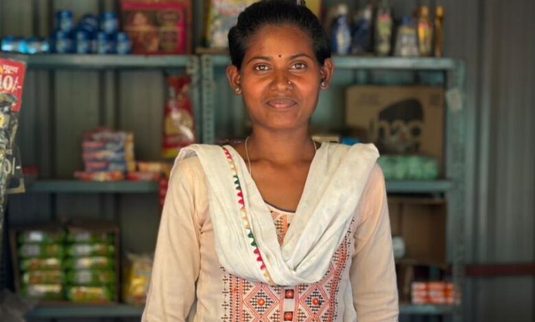 महतारी वंदन योजना से सशक्त हुई सुमित्रा, सकारात्मक बदलाव से आर्थिक स्थिति में हुआ सुधार