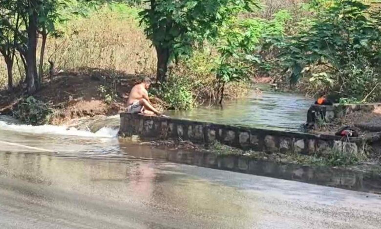 बिलासपुर डैम टूटने से आपदा प्रशासन अलर्ट, राहत-बचाव कार्य जारी बिलासपुर डैम टूटने से आपदा प्रशासन अलर्ट, राहत-बचाव कार्य जारी