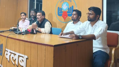 छत्तीसगढ़ में धर्म स्वातंत्र्य विधेयक 2026 मसीही समाज ने संविधान के खिलाफ बताया छत्तीसगढ़ में धर्म स्वातंत्र्य विधेयक 2026 मसीही समाज ने संविधान के खिलाफ बताया