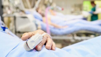 श्री कृष्णा सॉल्वेंट प्लांट में कार्यस्थल हिंसा, मजदूर अस्पताल में भर्ती श्री कृष्णा सॉल्वेंट प्लांट में कार्यस्थल हिंसा, मजदूर अस्पताल में भर्ती