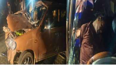 तेज रफ्तार कार ट्रैक्टर-ट्रॉली से टकराई, दो की मौके पर मौत, दो गंभीर घायल