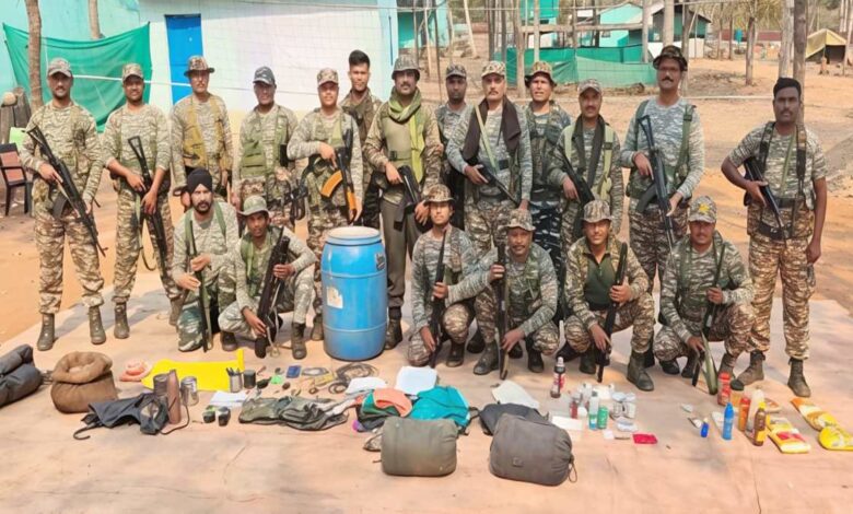 सुकमा सीआरपीएफ ने नक्सलियों के डंप साइट से 18 किलो विस्फोटक बरामद