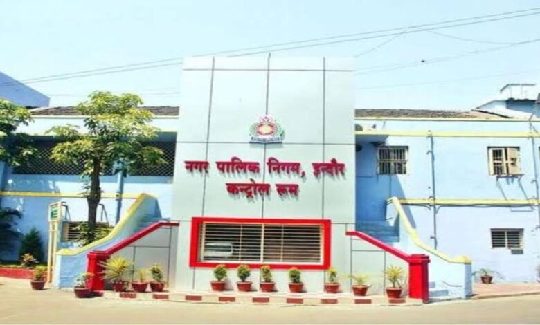 बेसमेंट सीलिंग पर उठे सवाल, बिना नोटिस कार्रवाई और वसूली का आरोप