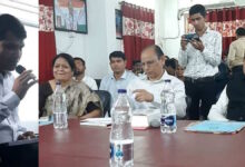 छात्र ने हेमचंद यादव विश्वविद्यालय में पहली बार पूरी की हिंदी पीएचडी