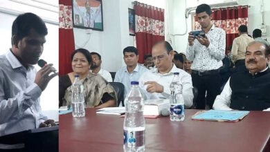 छात्र ने हेमचंद यादव विश्वविद्यालय में पहली बार पूरी की हिंदी पीएचडी