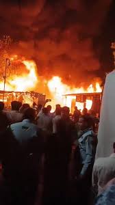 कॉस्मेटिक की दुकान में लगी आग, छह लोगों की मौत