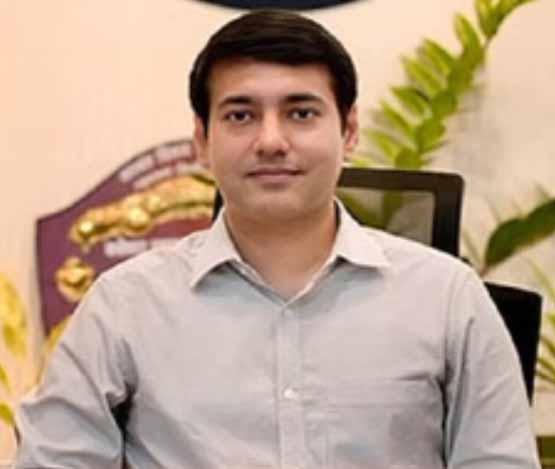 डोर-टू-डोर डिलीवरी को दें प्राथमिकता, गोदामों पर भीड़ लगाने वाली एजेंसियों पर होगी कार्यवाही- कलेक्टर