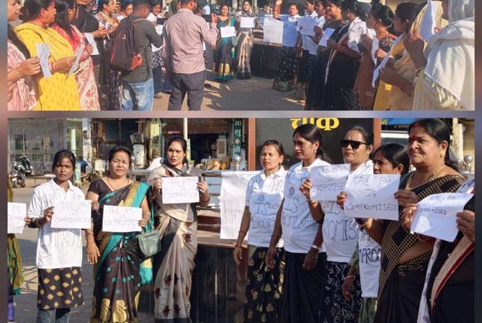 महिला कांग्रेस ने केंद्रीय मंत्री हरदीप सिंह पुरी का किया विरोध