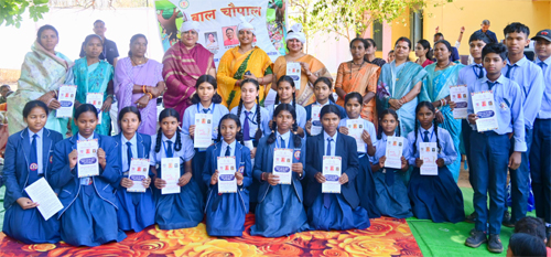 जहां गूंजता था लालातंक वहां लगी बाच चौपाल, बाल चौपाल में दिखा नया बस्तर, जागरूक और आत्मविश्वासी बच्चे