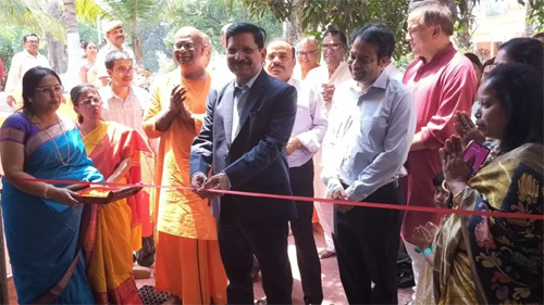 एसईसीएल सीएमडी हरीश ने रामकृष्ण मिशन सीएसआर के तहत मां सारदा चैरिटेबल डिस्पेंसरी का किया उदघाटन