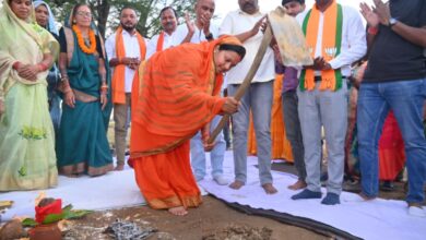 मंत्री राजवाड़े ने 3.80 करोड़ रूपए की सड़क निर्माण कार्य का किया शुभारंभ