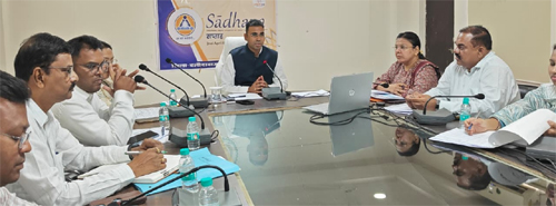 लोक सेवा गारंटी के प्रकरणों का समय सीमा में करें निराकरण-कलेक्टर लोक सेवा गारंटी के प्रकरणों का समय सीमा में करें निराकरण-कलेक्टर