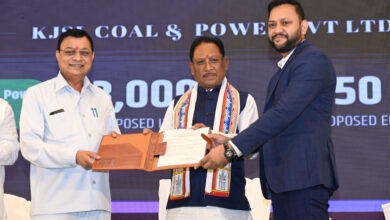 उद्योग और श्रम विभाग के आपसी समन्वय से संवर रहा है – छत्तीसगढ़