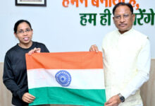 एवरेस्ट पर तिरंगा फहराने निकली छत्तीसगढ़ की बेटी, मुख्यमंत्री ने दी शुभकामनाएं