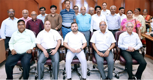 पावर कंपनी के डायरेक्टर पाठक को भावभीनी विदाई