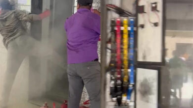 खमतराई इलाके में कई सालों से बंद तंबाखू गोदाम व डाल्फिन ज्वेलो अपार्टमेंट के लिफ्ट में लगी आग