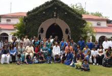 विश्व ऑटिज़्म जागरूकता दिवस पर कोपलवाणी स्कूल के बच्चे पहुंचे लोकभवन