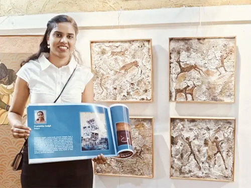 प्रतिष्ठा के चित्र बने आकर्षण का केंद्र, महाकौशल कला विथिका में लगी प्रदर्शनी