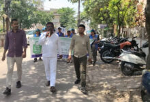 निगम ने शंकर नगर के बाजारों, व्यवसायिक क्षेत्रों में चलाया सिंगल यूज प्लास्टिक पर जागरूकता अभियान