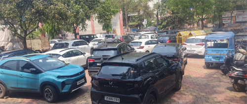 8 स्थानों पर चार घंटे के भीतर 121 चालकों पर मामला दर्ज, कल होंगे कोर्ट में पेश 8 स्थानों पर चार घंटे के भीतर 121 चालकों पर मामला दर्ज, कल होंगे कोर्ट में पेश