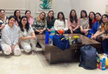 सुहिणी सोच की महिलाओं ने तंबोला खेलने के साथ किया रेन डांस