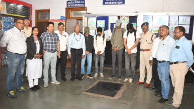 रायपुर रेल मंडल के टिकट चेकिंग स्क्वाड ने डुप्लीकेट एमएसटी रेल टिकट बनाने वालों को पकड़ा