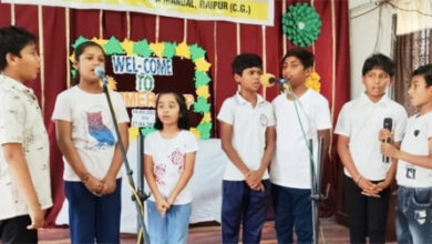 समर कैंप के समापन समारोह में बच्चों ने प्रस्तुत किए भजन- गीत