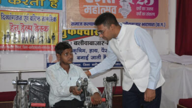 दिव्यांग श्यामसुंदर के जीवन में आई नई राह,कलेक्टर ने दिया ट्राइसाइकिल दिव्यांग श्यामसुंदर के जीवन में आई नई राह,कलेक्टर ने दिया ट्राइसाइकिल