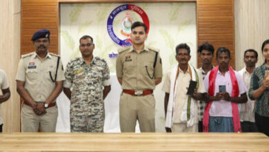 कोंड़ागांव सायबर सेल द्वारा बरामद 22 गुम हुए मोबाइल उनके मलिकों को लौटाया