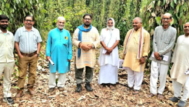 डॉ. राजाराम त्रिपाठी ने भूमि ट्रस्ट बनाकर भूमिहीन आदिवासी भाइयों को खेती हेतु भूमि देने का लिया संकल्प