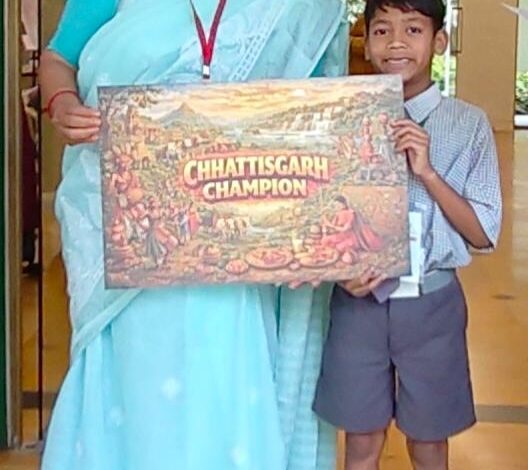 मुंबई में आयोजित वर्ड पावर चैंपियनशिप 2026 में छठवां स्थान हासिल किया छात्र रोशन ने