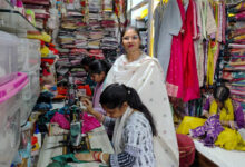 सिलफिली की मालती बनीं लखपति दीदी, अपने साथ-साथ 14 महिलाओं को दिया रोजगार