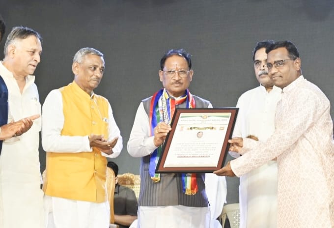 महाराष्ट्र मंडल के अध्यक्ष अजय काले जैन रत्न अलंकरण से सम्मानित