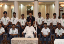 धमतरी के विद्यार्थियों ने किया लोकभवन का भ्रमण, राज्यपाल से की आत्मीय मुलाकात