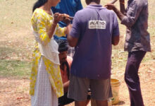 बस्तर में हैंडपंप संधारण में महिला तकनीशियन निभा रही अहम भूमिका