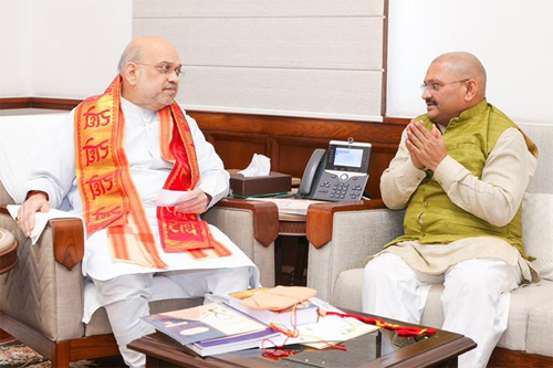 केंद्रीय गृह मंत्री शाह से सांसद पांडेय ने की मुलाकात