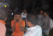 तेज रफ्तार ट्रक ने ट्रैक्टर को मारी टक्कर