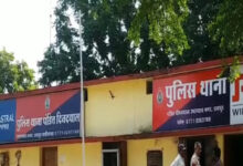 मधुशाला बार में युवक ने किराना व्यापारी पर बीयर की बोतल से किया हमला, तलाश जारी