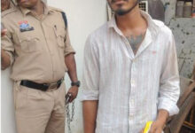 चाकू लहराकर दहशत फैलाने वाला आरोपी गिरफ्तार