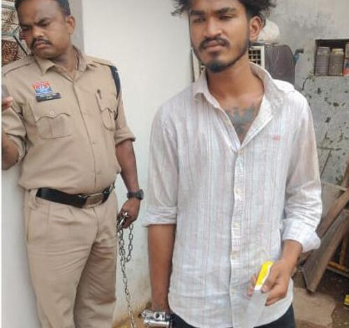 चाकू लहराकर दहशत फैलाने वाला आरोपी गिरफ्तार