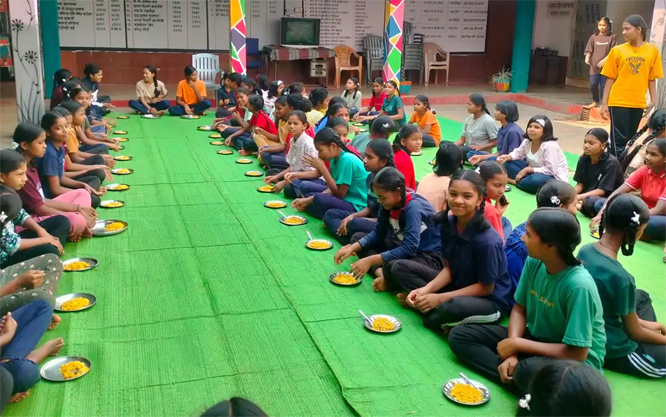 कोंडागांव में राज्य नीति आयोग के निर्देश पर पोषण में विविधता की हुई शुरुआत कोंडागांव में राज्य नीति आयोग के निर्देश पर पोषण में विविधता की हुई शुरुआत