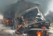 ड्राइवर को झपकी लेना पड़ा भारी, जिंदा जलाकर मौत