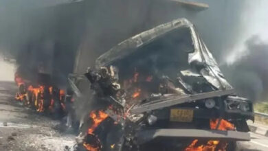 ड्राइवर को झपकी लेना पड़ा भारी, जिंदा जलाकर मौत